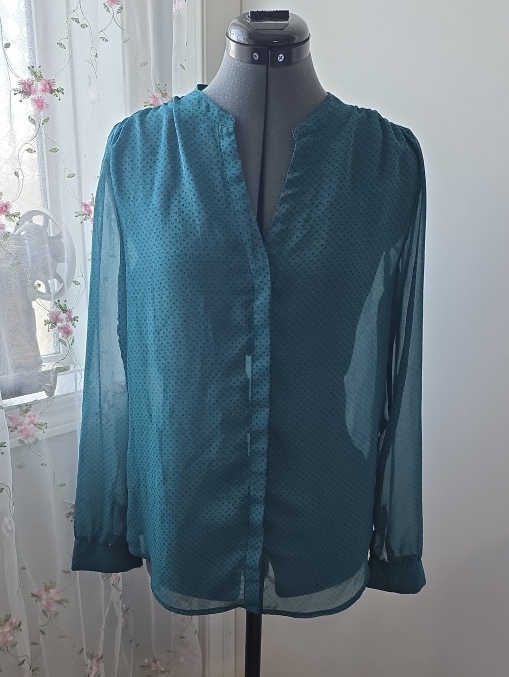 Old Navy Teal Sheer Dot-Print Blouse - Women
